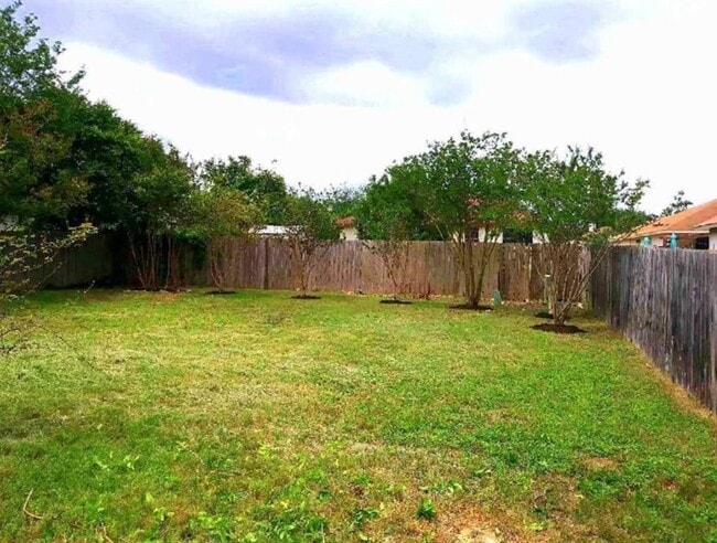 Building Photo - 2200 Larston Ln