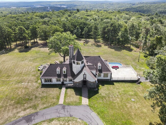 Building Photo - One of a kind Castle on the Hill for Rent!...