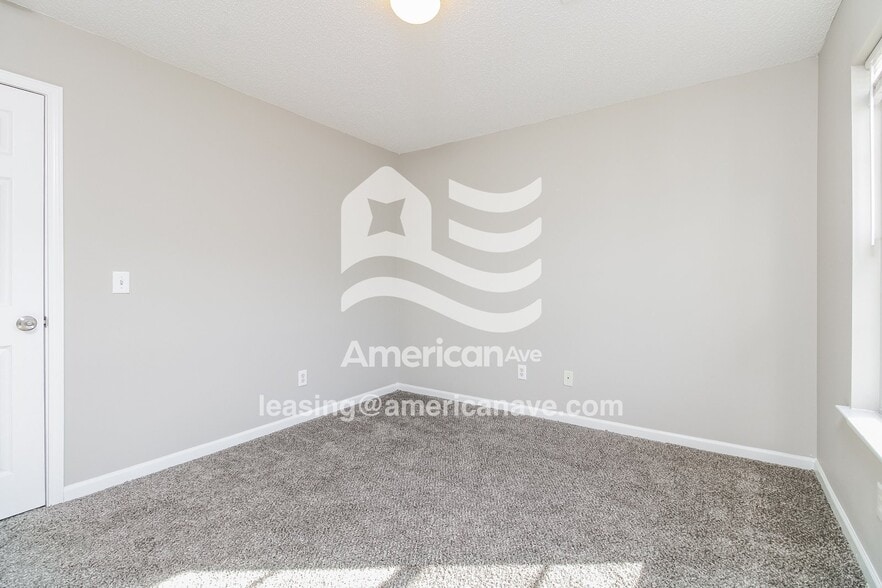 Building Photo - 406 Wincrest Ln