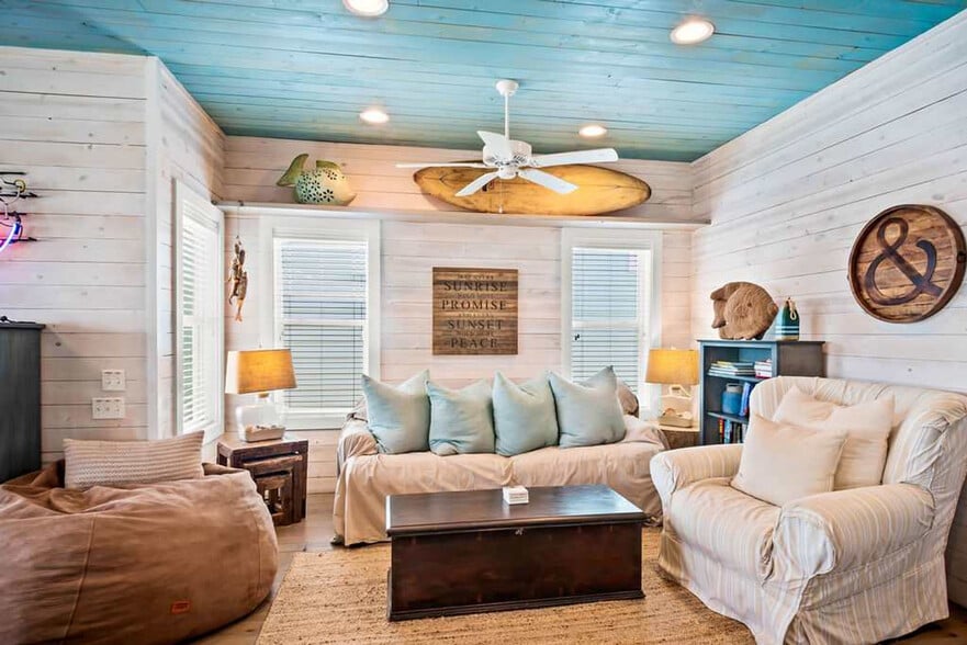 Building Photo - 2727 Eleventh Street-SI ID1023166P