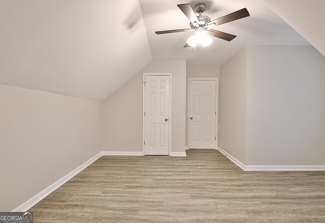 Building Photo - 338 Summer Pl