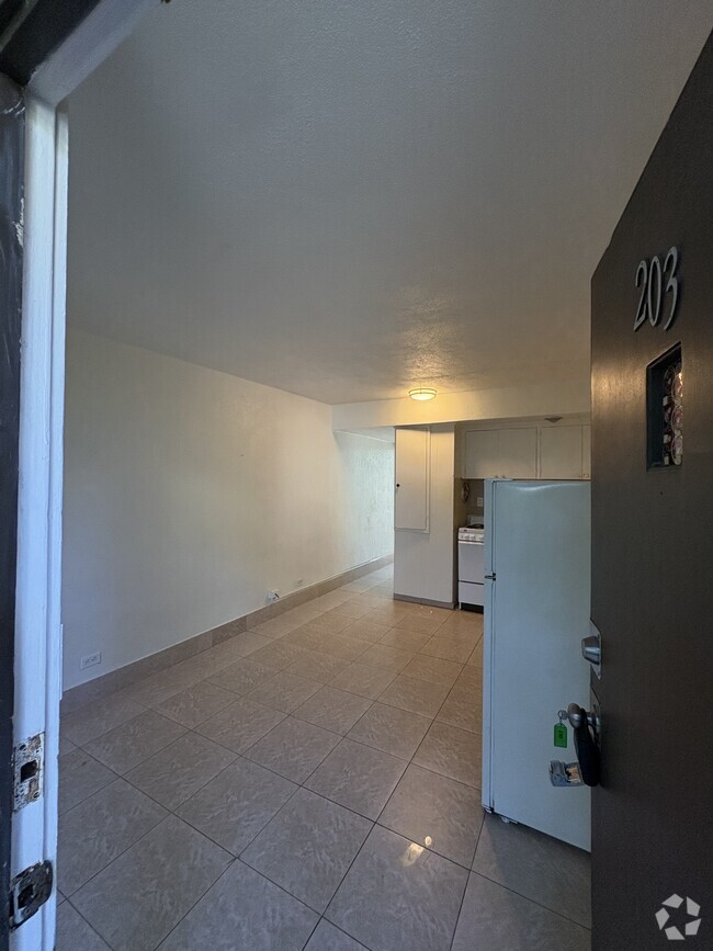 Building Photo - 2126 Lau‘ula St