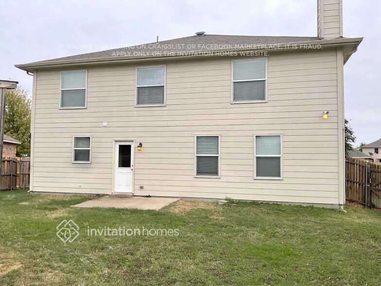 Building Photo - 12721 Shady Cedar Dr