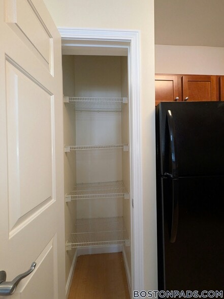 Building Photo - 311 Lowell St