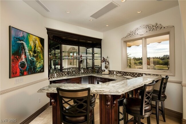 Building Photo - 8801 Palm Greens Ct