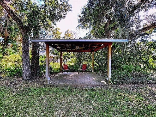 Building Photo - 1601 Riverhills Dr