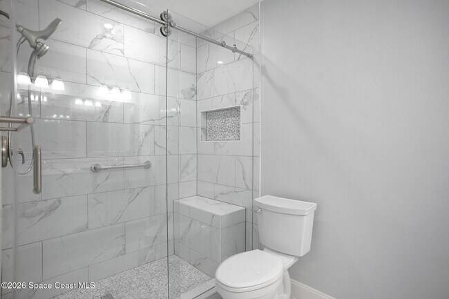 Building Photo - 145 Kristi Dr