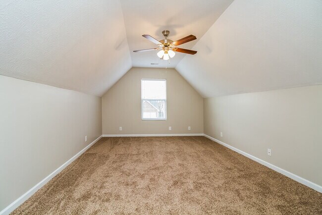 Building Photo - 1431 Westview Dr