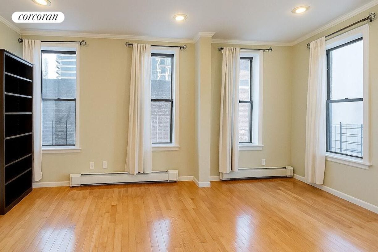 Building Photo - 206 E 124th St