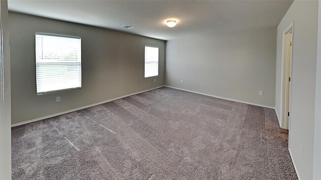 Building Photo - 9905 Rattlesnake Ln
