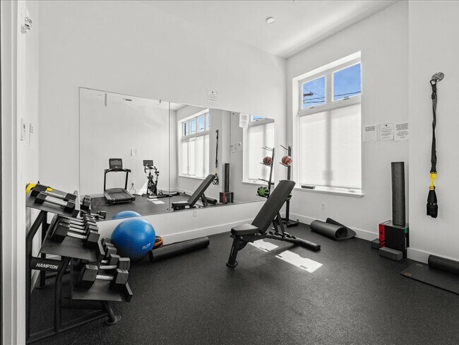 Building Photo - 50 Hichborn St