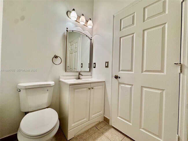 Building Photo - 4321 W Whitewater Ave