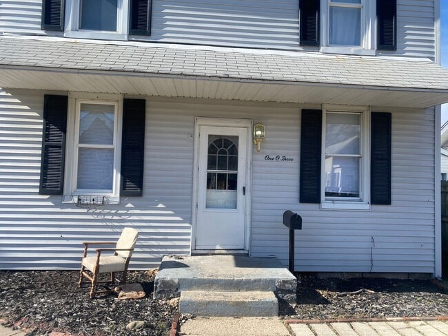 Building Photo - 103 N 10th St