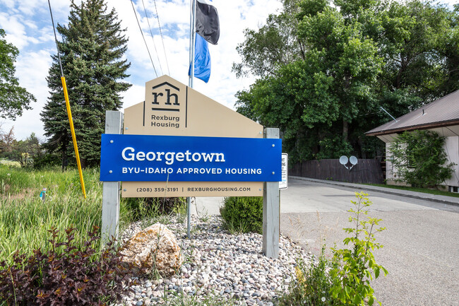Primary Photo - Georgetown Apartments