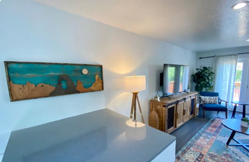 Building Photo - 642 Star Crest Dr W