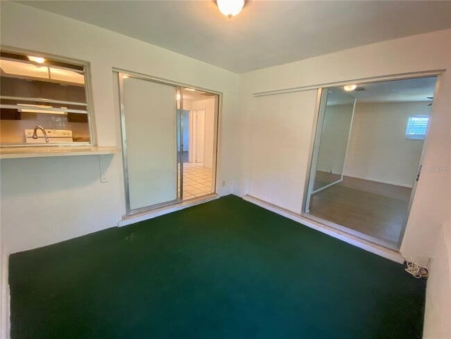 Building Photo - 2084 Ridgelane Rd