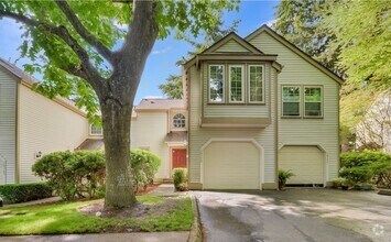 Building Photo - Lovely 2 bed Kirkland home