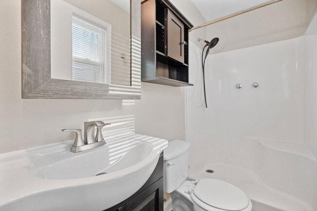 Building Photo - 8323 Outpost Cir