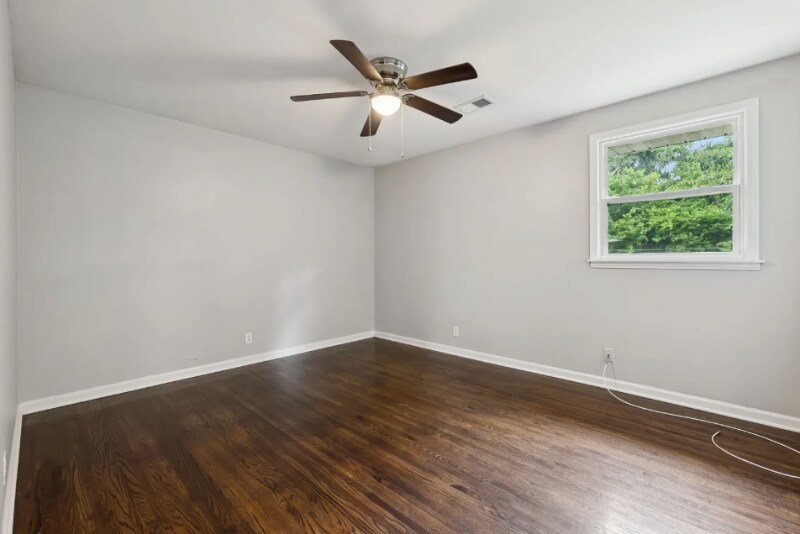 Building Photo - 6528 Premier Dr