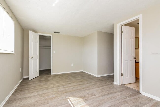Building Photo - 3410 Trask Dr