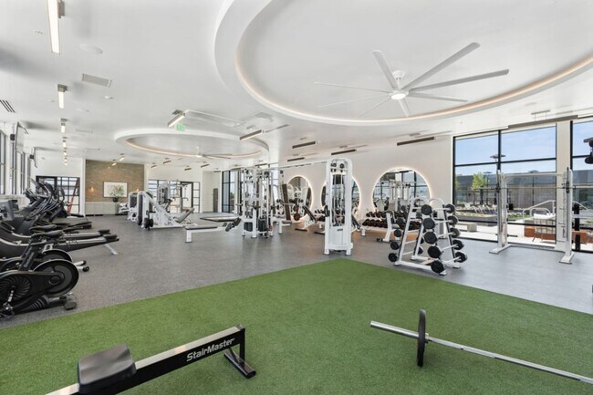 Building Photo - 320 N 490 W