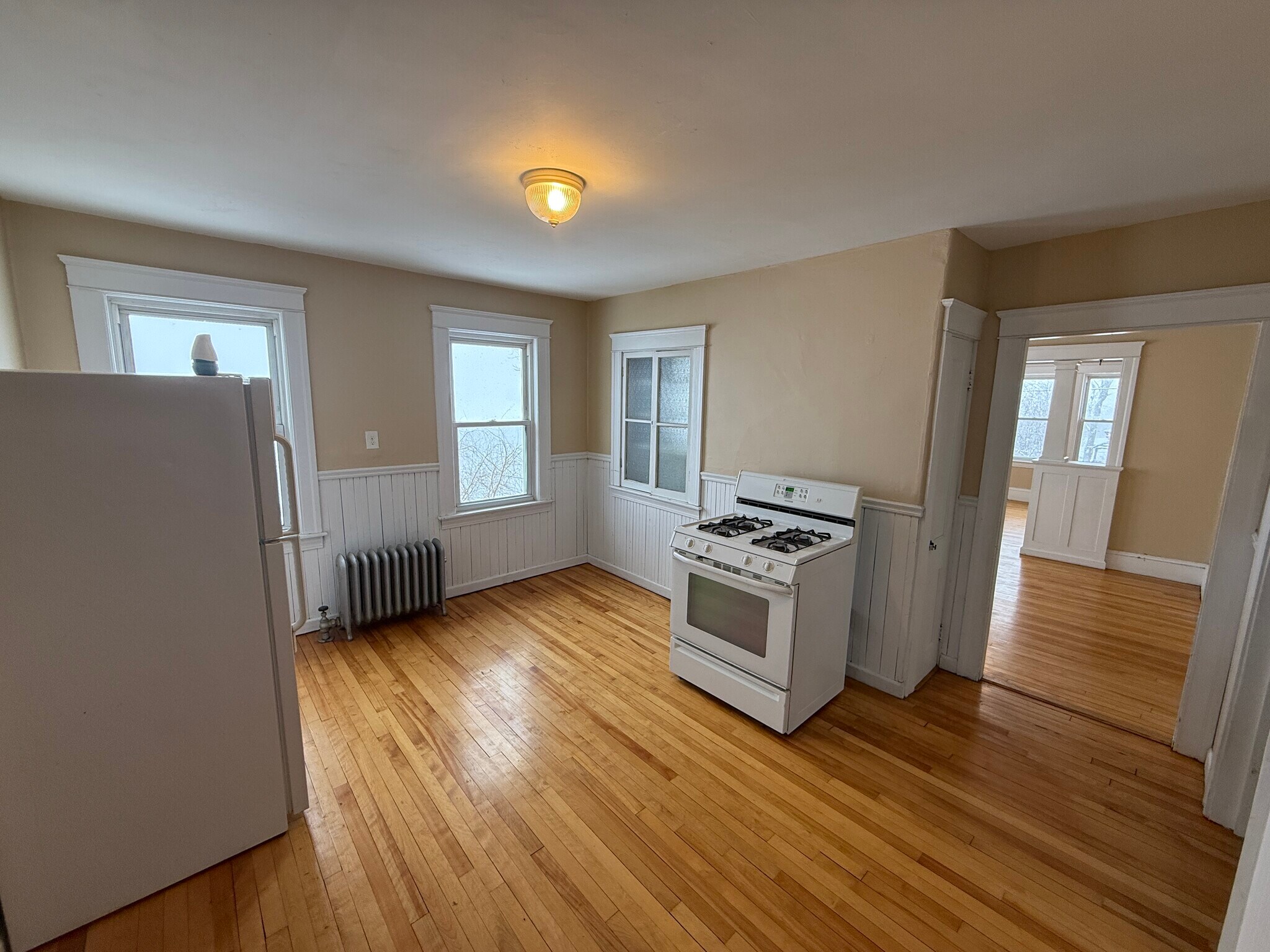 Building Photo - 19 Mattson Ave