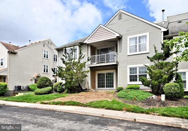 Building Photo - 1401 Society Pl