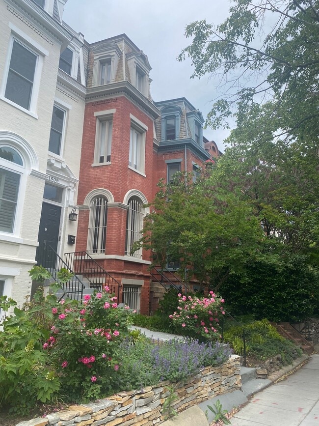 Building Photo - 1507 R St NW