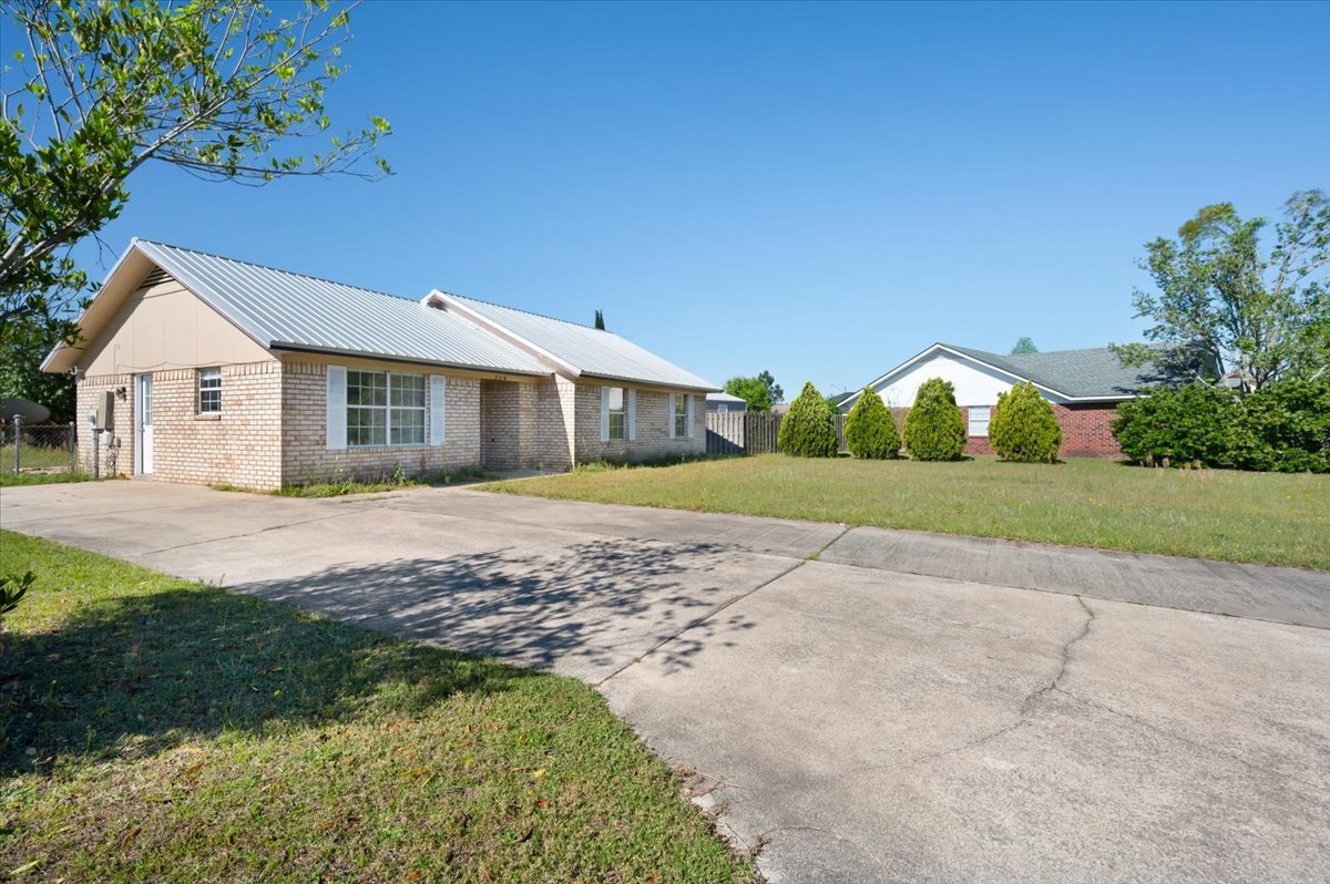 Building Photo - 756 Melissa Dr