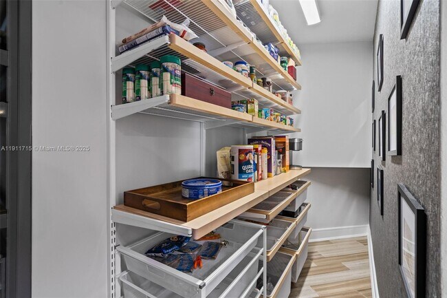 Building Photo - 8234 SW 60th Ct