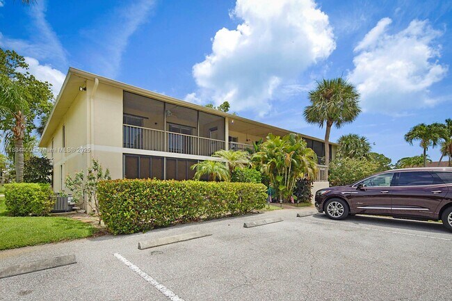 Primary Photo - 6568 Chasewood Dr