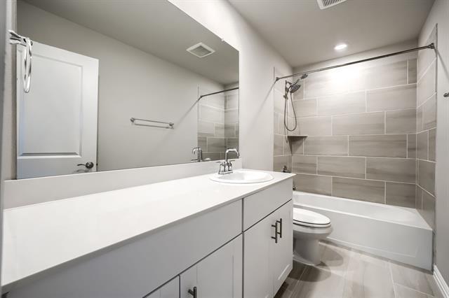 Building Photo - 1328 Cress Gdn Ln