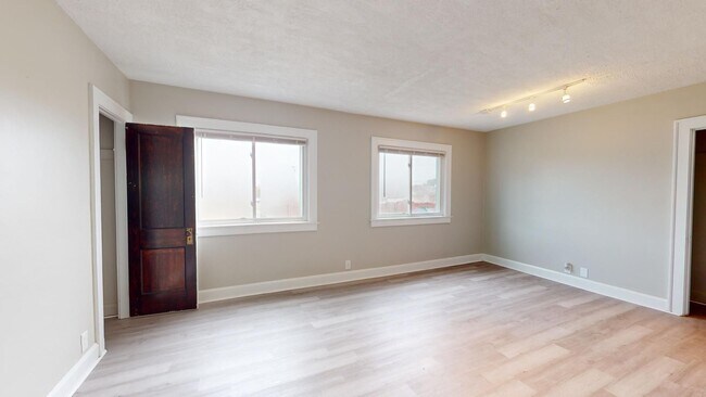 Building Photo - 7401 Jameson Rd