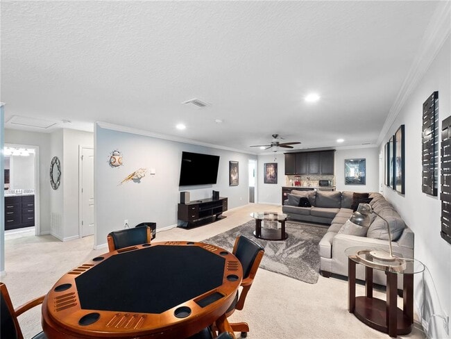 Building Photo - 8825 Rhodes St