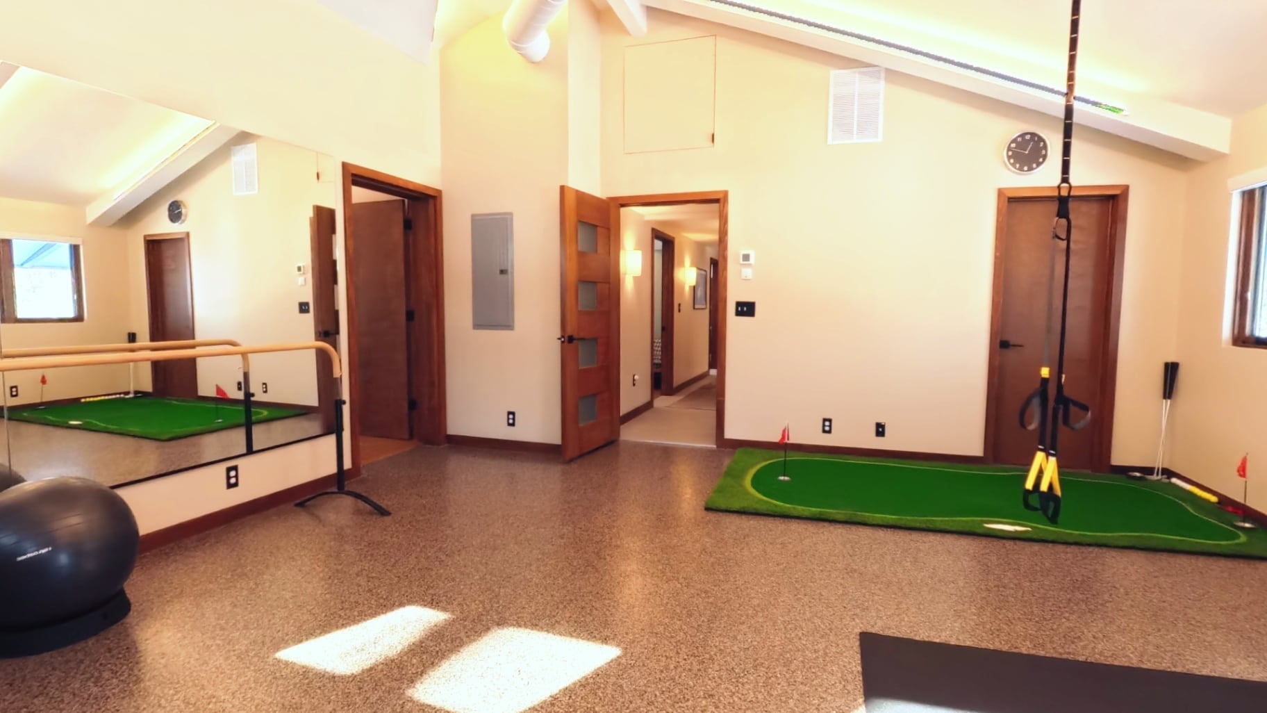 Building Photo - 64 Newcomb Rd