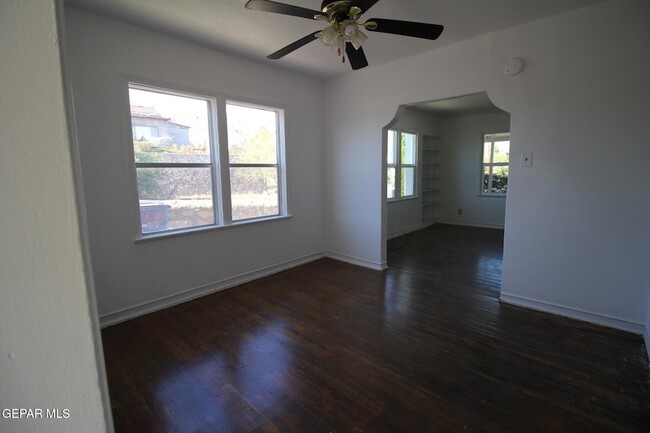 Building Photo - 3200 Richmond Ave