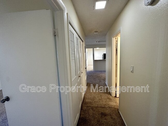 Building Photo - 7275 S Gaylord St