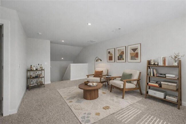 Building Photo - 4628 W Aurora St