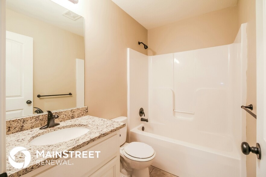 Building Photo - 404 192nd St