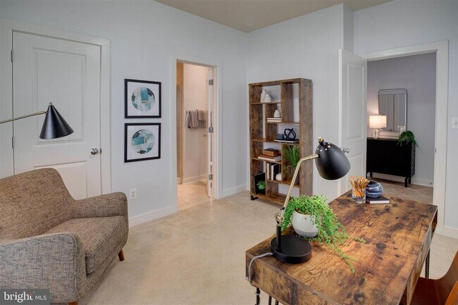 Building Photo - 4171 Rush St