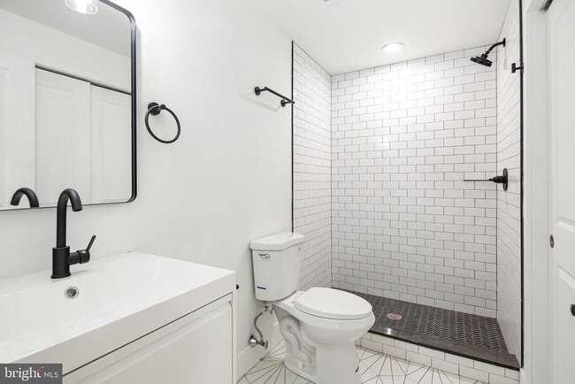 Building Photo - 2650 Earp St