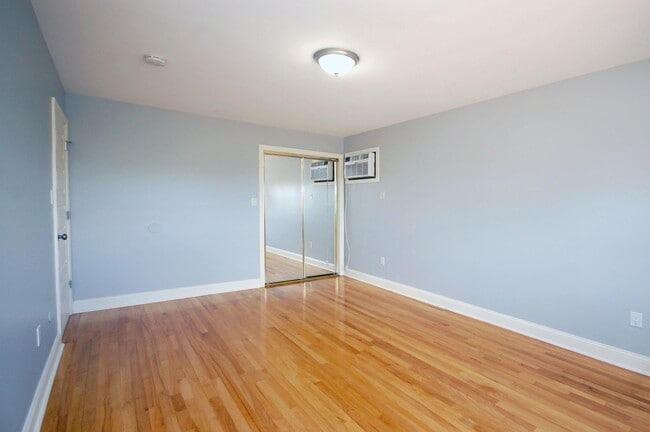Building Photo - 599 Liberty Ave