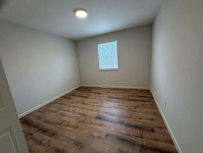 Building Photo - 1918 Mirtle Grove Ct