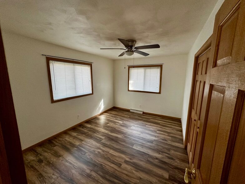 Building Photo - 4011 David Rd