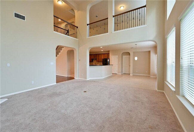 Building Photo - 100 Lake Mineral Wells Dr