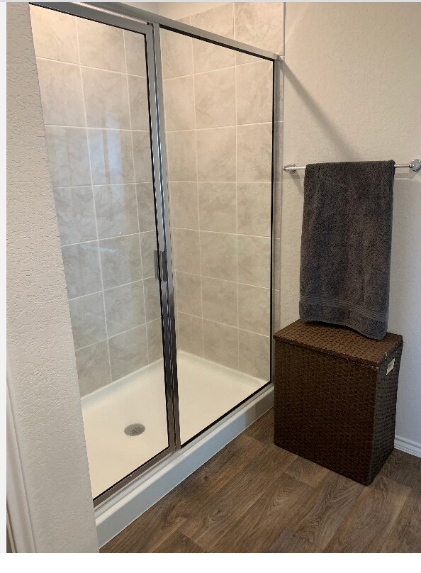 Master bathroom - 12010 Mulberry Crk