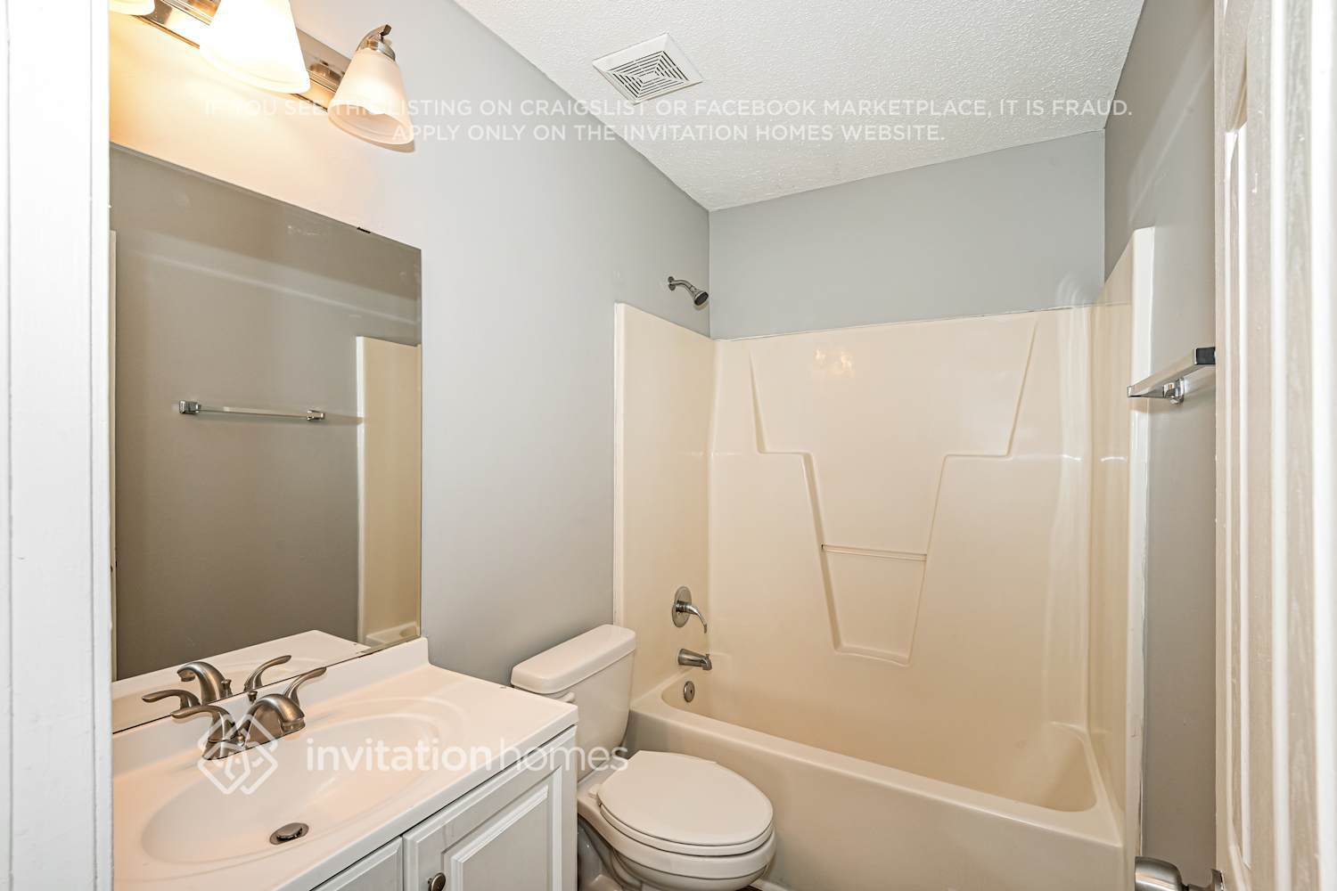 Building Photo - 915 Jordans Pond Ln
