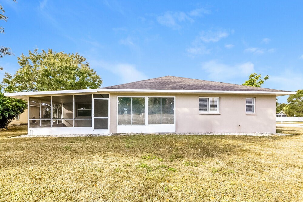 Building Photo - 2003 Old Arbor Ct