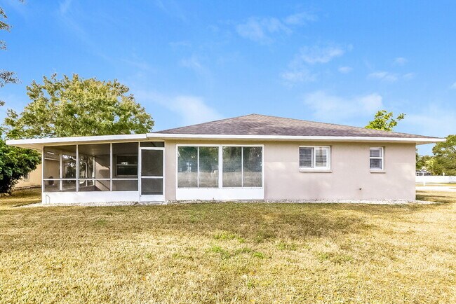 Building Photo - 2003 Old Arbor Ct