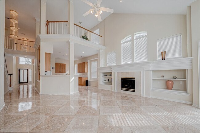 Building Photo - 14314 Jaubert Ct